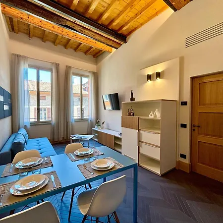 Canalchiaro 13 Appart hôtel Modène