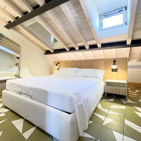 Apartahotel Canalchiaro 13